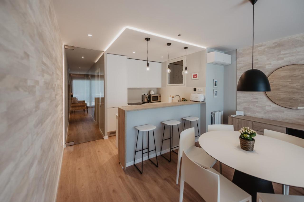 Petit Luxe Volta Apartaments Terrassa Bagian luar foto