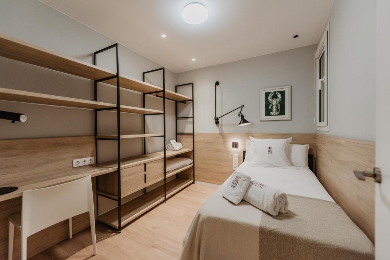 Petit Luxe Volta Apartaments Terrassa Bagian luar foto