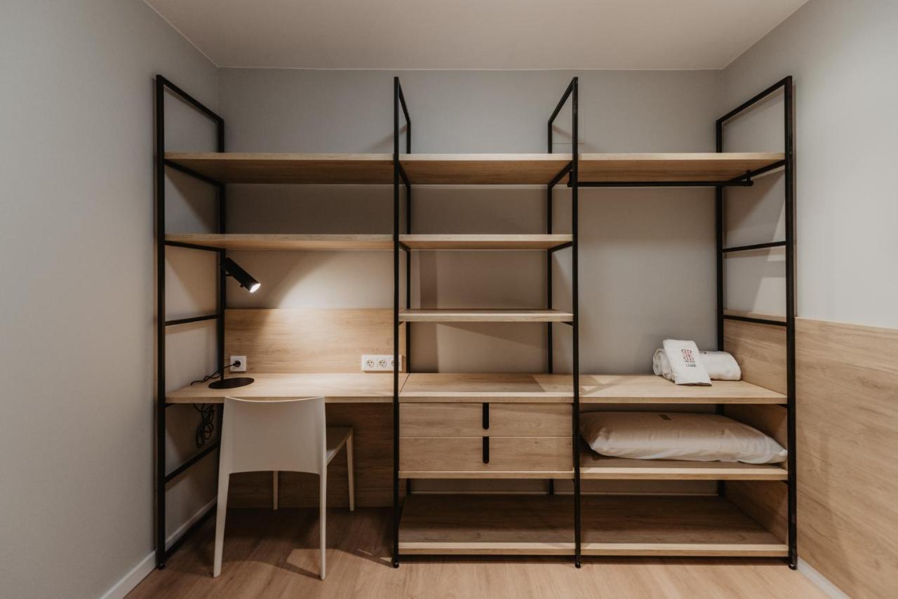 Petit Luxe Volta Apartaments Terrassa Bagian luar foto