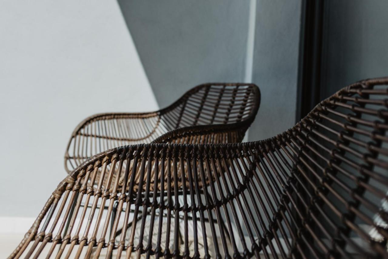 Petit Luxe Volta Apartaments Terrassa Bagian luar foto