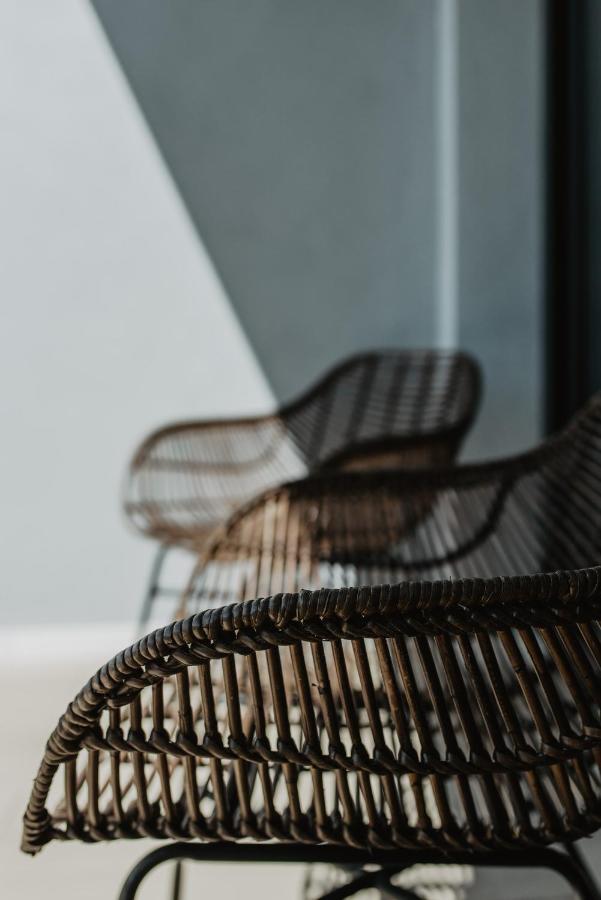 Petit Luxe Volta Apartaments Terrassa Bagian luar foto